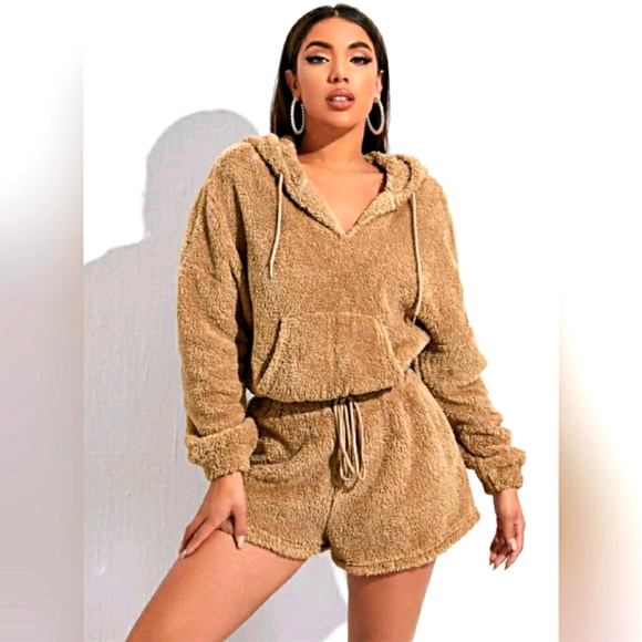 Hooded Teddy Lounge Set - Picture 2 of 8